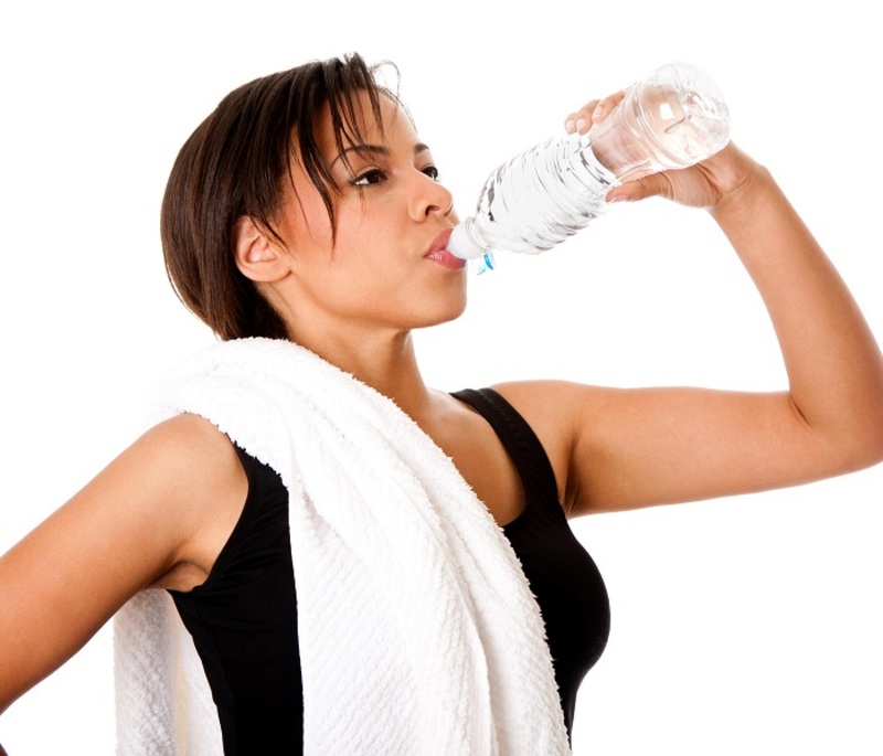 12 علامة تخبرك أن جسمك يستغيث من نقص المياه.. انتبه لخطورتها